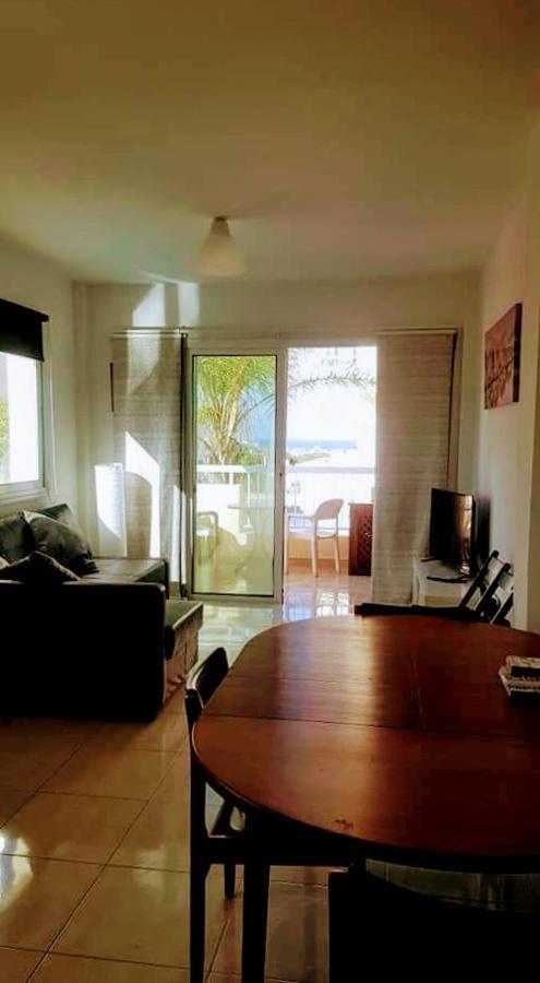 Armstrong Apartment Paralimni Exteriör bild
